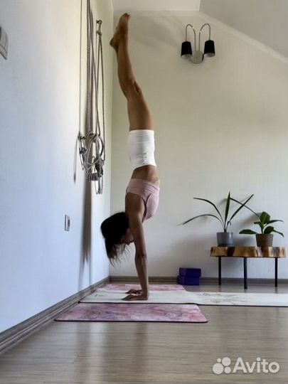 Инструктор Йоги