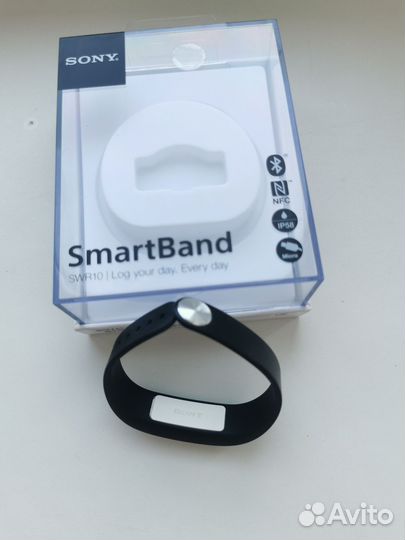 Умный браслет Sony SMART band