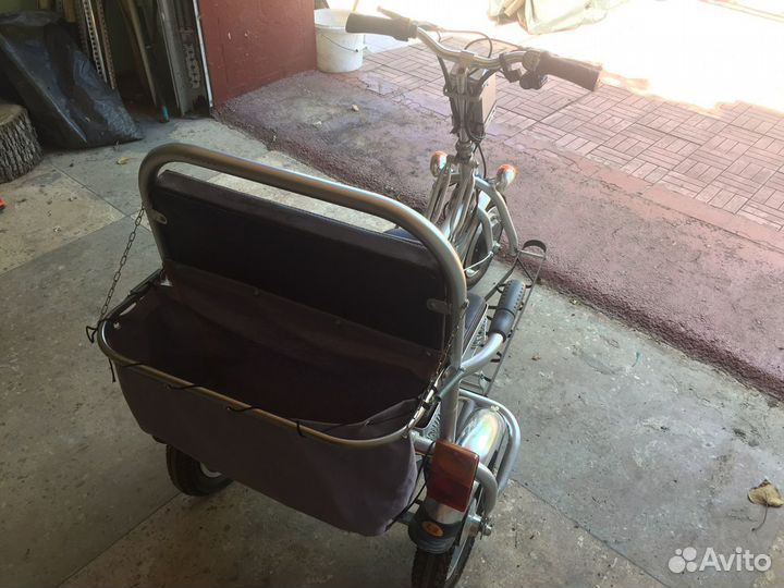 Транспортное средство для неходячих