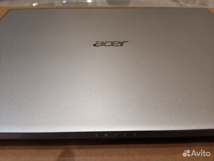 Компактный ультрабук acer