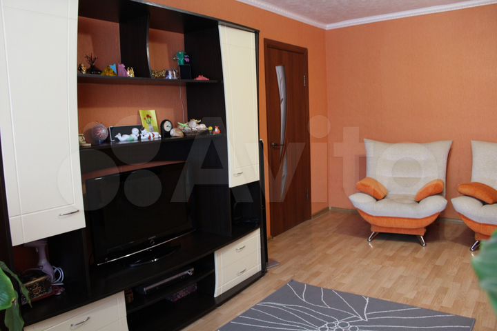 3-к. квартира, 70 м², 2/5 эт.