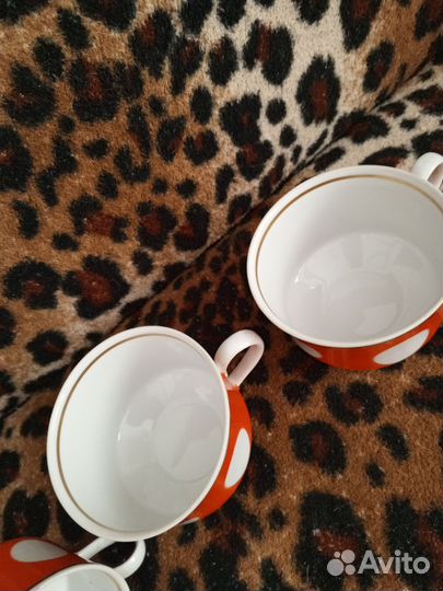 Чашки в горох СССР цена за 3