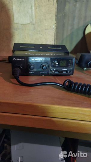 Автомобильная рация с антенной