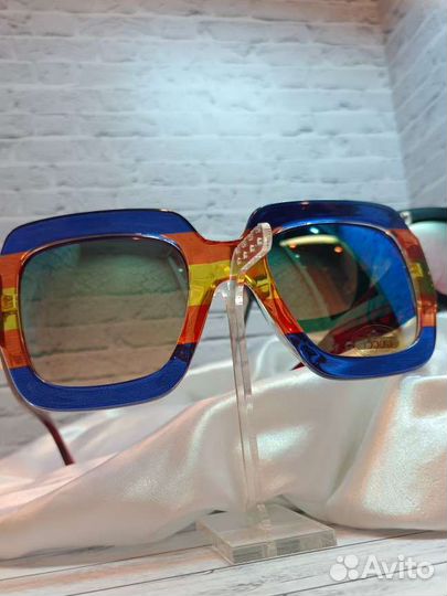 Солнцезащитные очки женские gucci