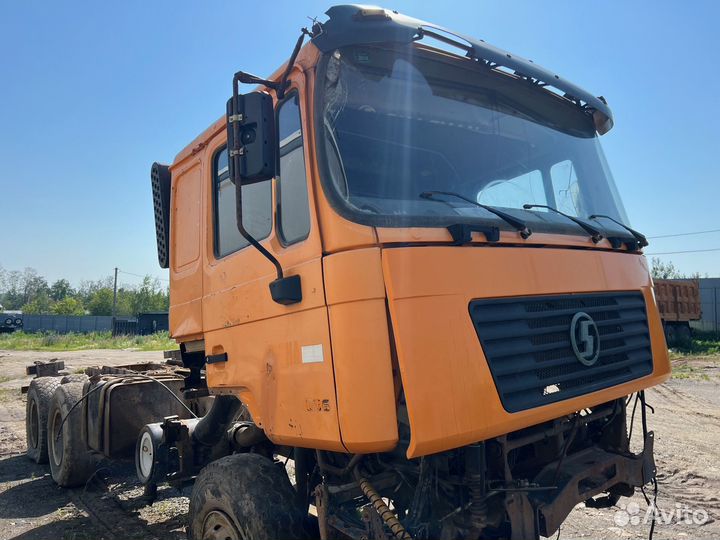 Кабина F2000, 2011г.в., евро-3, на shacman