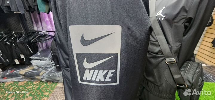 Куртка мужская nike (средняя длинна)