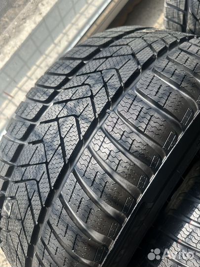 Pirelli Winter Sottozero 3 245/45 R18 и 275/40 R18 V