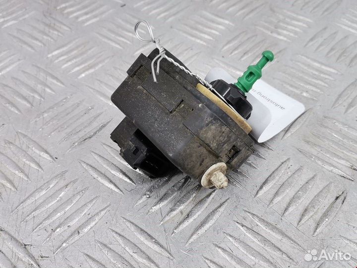 Корректор фар для Volvo V70 2 9162960