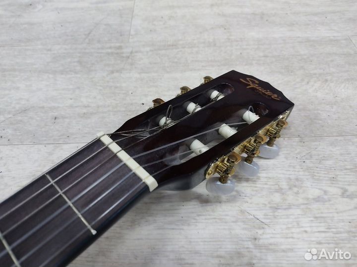 Классическая гитара fender