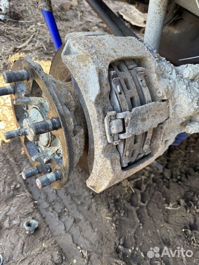 Суппорт Передние,Задние на Валдай