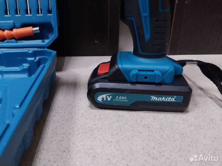 Шуруповерт ударный Makita 21V