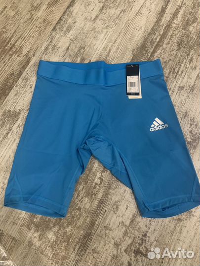 Компрессионные шорты adidas