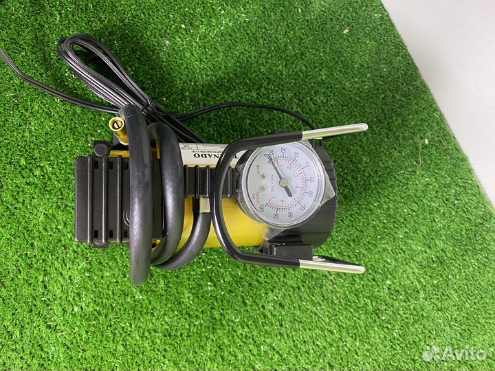 Компрессор автомобильный Новый