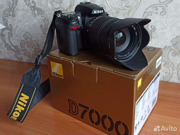 Зеркальный фотоаппарат nikon d7000 и два объектива