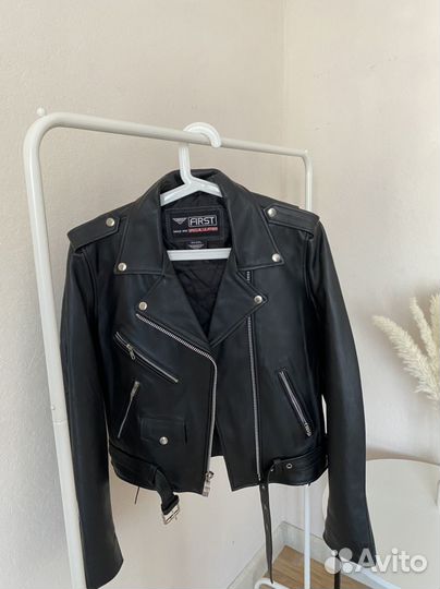 Кожаная куртка