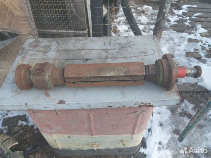 Вал деревообрабатывающего станка
