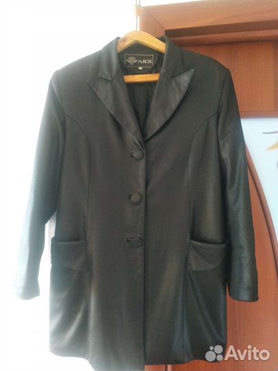 Пиджаки разные