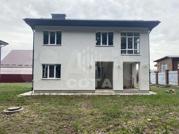 Коттедж 170 м² на участке 5 сот.
