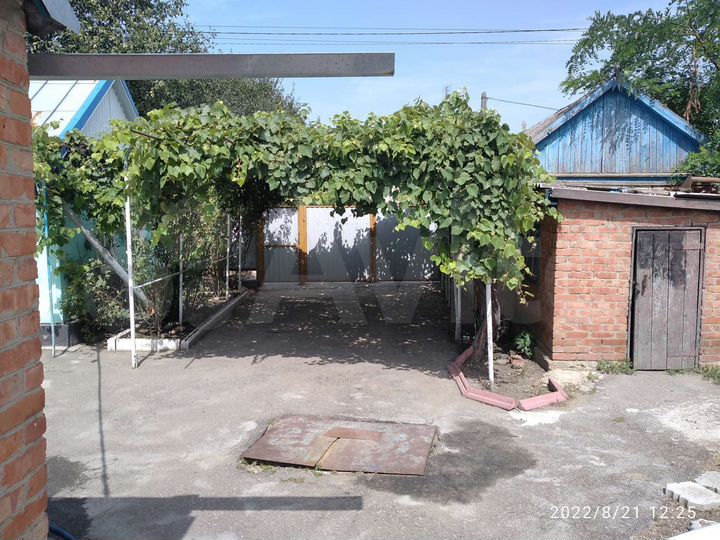 Дом 42 м² на участке 6 сот.