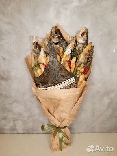 Мужские съедобные букеты бюджет до 1600