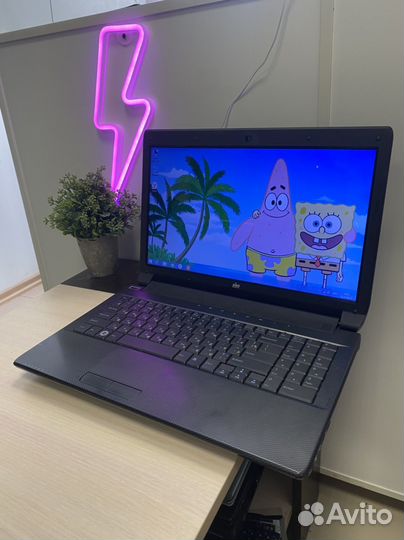 Игровой ноутбук core I7 8 ядер/16 озу/nvidia/SSD