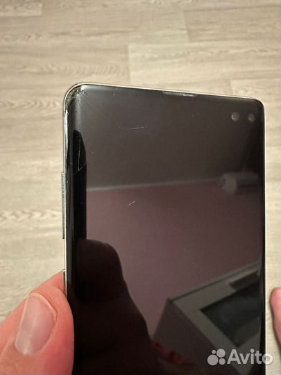 Samsung Galaxy S10+, 8/128 ГБ