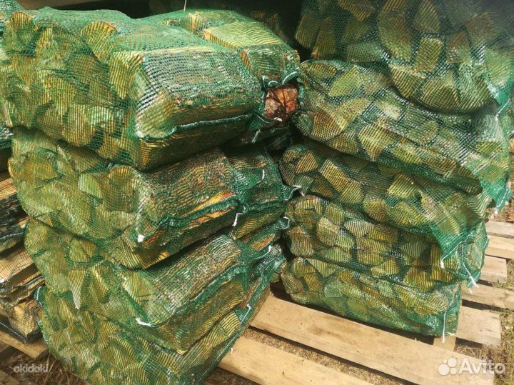 Дрова колотые в сетках