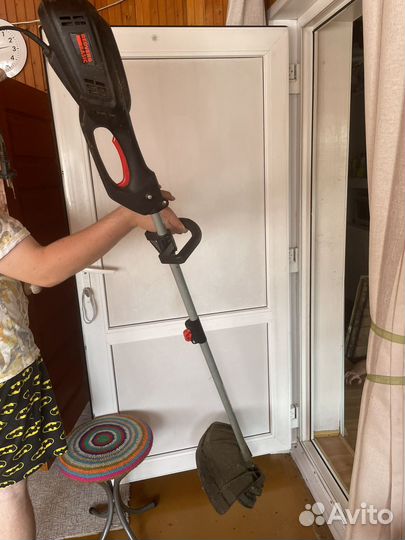 Газонокосилка электрическая