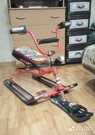 Детский снегокат с фонариком