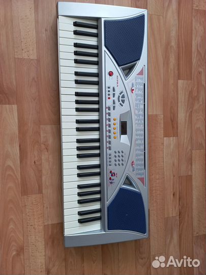 Синтезатор supra