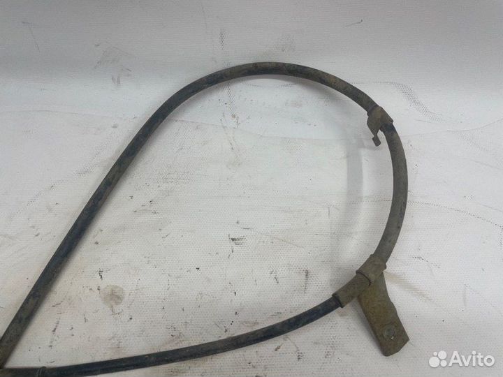 Трос стояночного тормоза задний левый Nissan