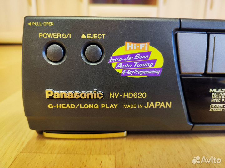 Видеомагнитофон Panasonic NV-HD620
