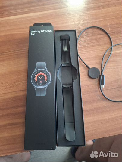 Продам samsung galaxy watch 5 pro