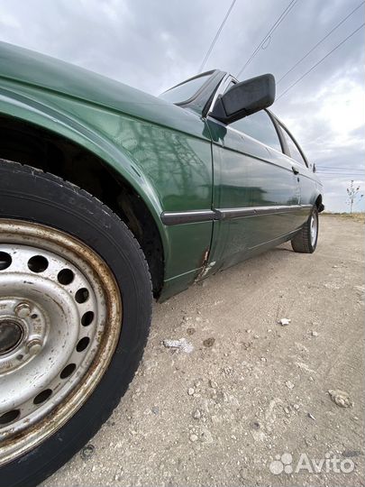 BMW 3 серия 1.6 AT, 1983, 226 000 км