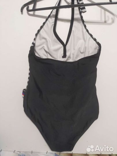 Купальник слитный 44