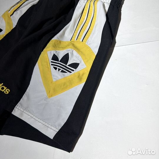 Шорты Adidas Originals Vintage