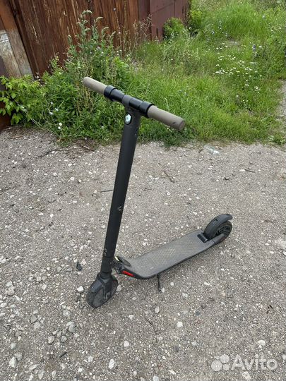 Электросамокат ninebot