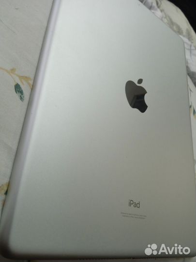 iPad 10.2