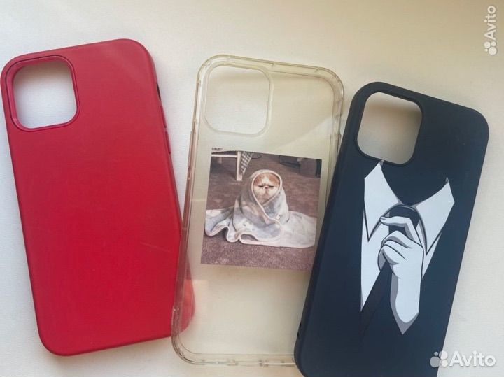 Чехол на iPhone 12