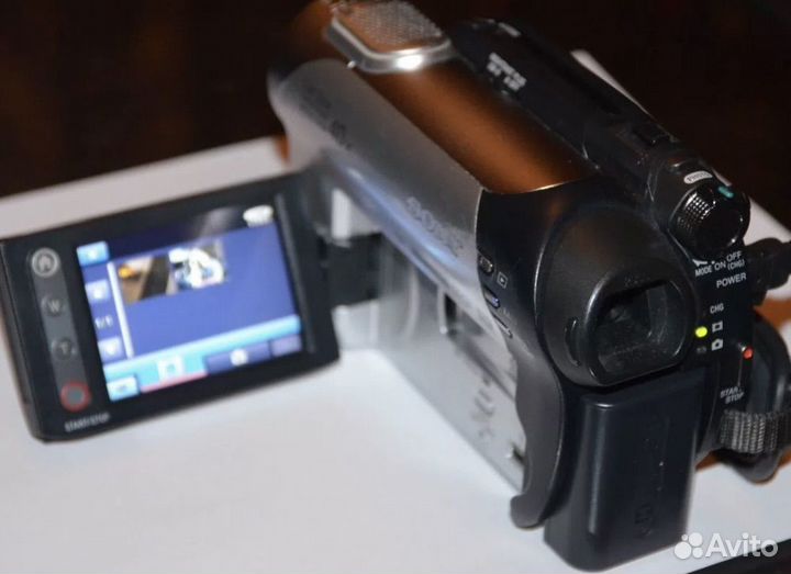 Видеокамера Sony Handycam DCR-DVD108
