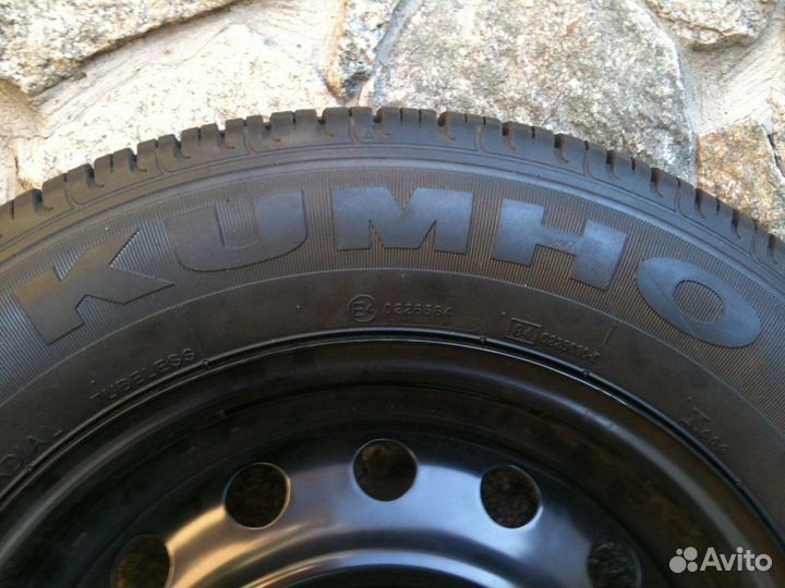 Kumho Solus KH14 175/70 R14