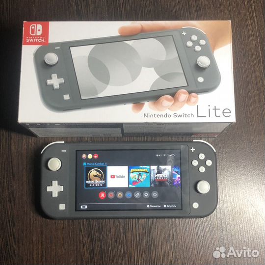 Nintendo Swich Lite + полный комплект