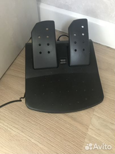 Игровой руль defender