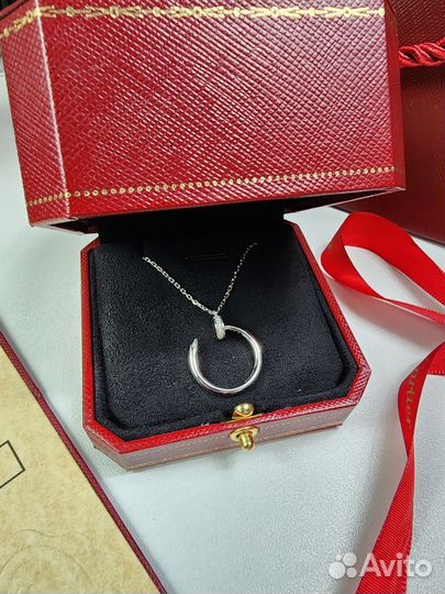 Золотая подвеска Cartier just un clou