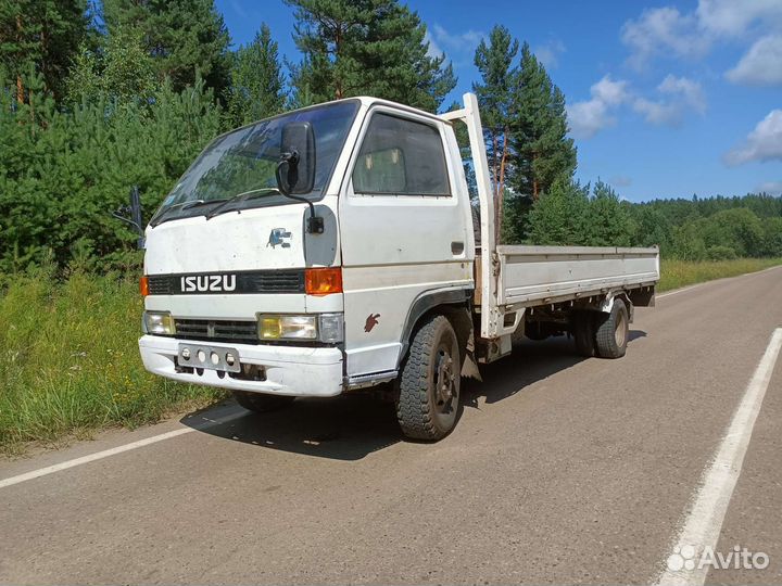 Isuzu Elf, 1990