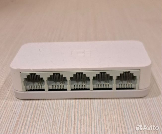 D-Link Коммутатор DES-1005C