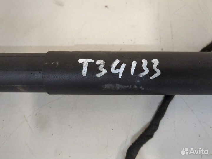 Амортизатор крышки багажника Audi Q3, 2016