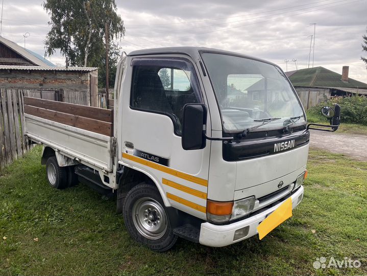 Nissan Atlas, 1997