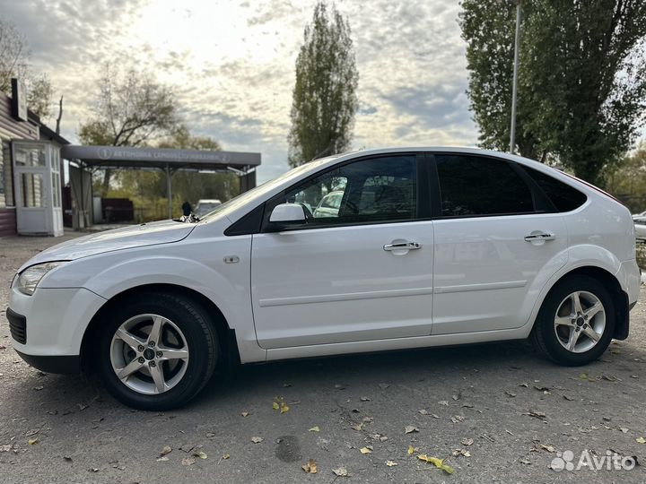 Ford Focus 1.6 МТ, 2006, 259 000 км