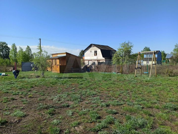 Дом 15 м² на участке 7 сот.